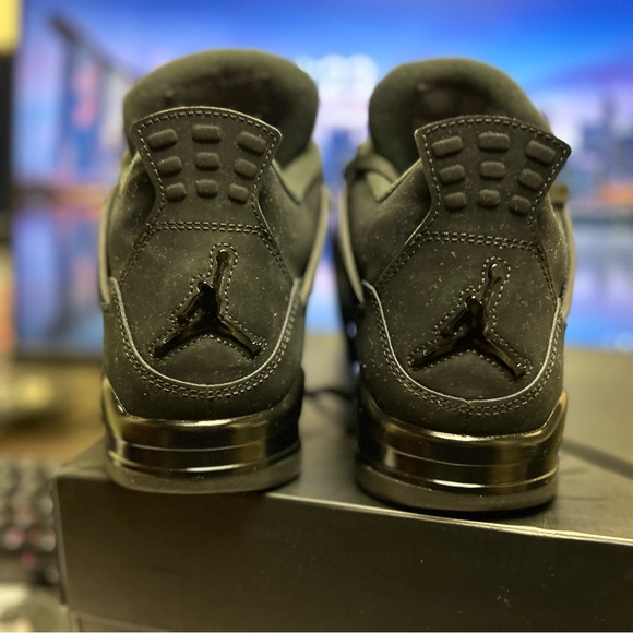 Jordan 4s black cats - Picture 5 of 5